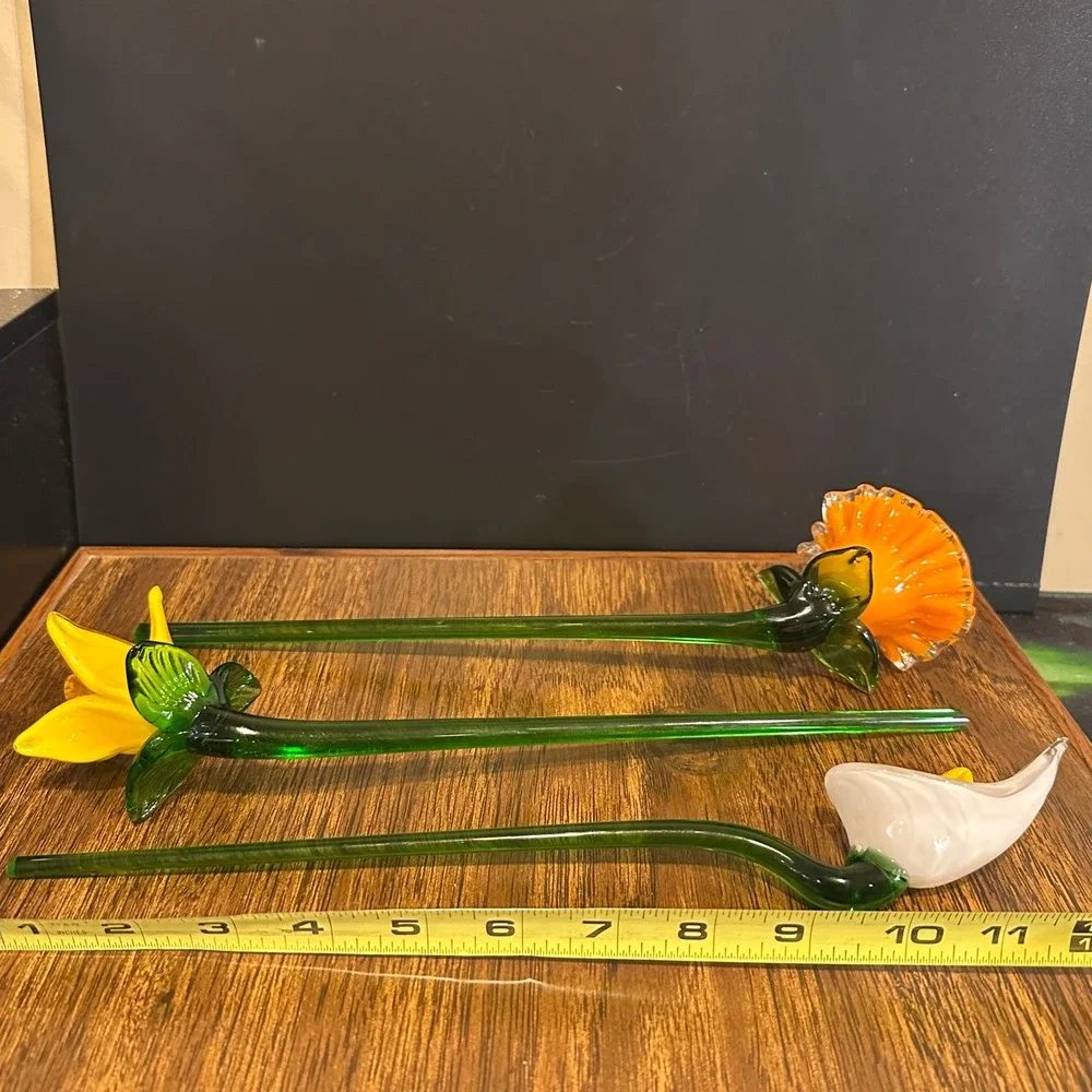 Vintage Hand Blown Art Glass Flowers Set of 3